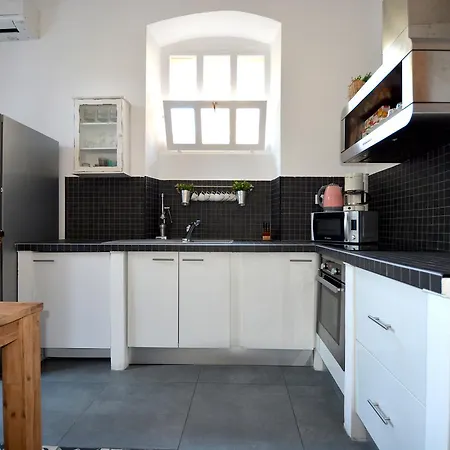Greenville Apartment *